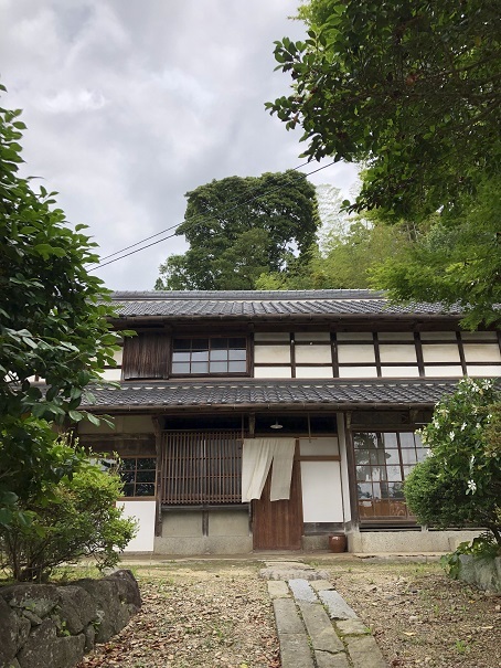 伊都国からのあるところへ!_b0060363_23111002.jpeg