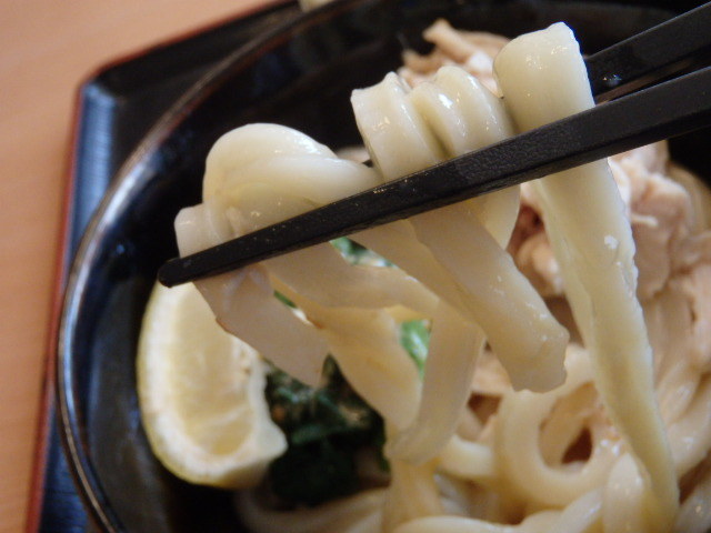 讃岐製麺　　　　　　　　箕面半町店_c0118393_11231638.jpg