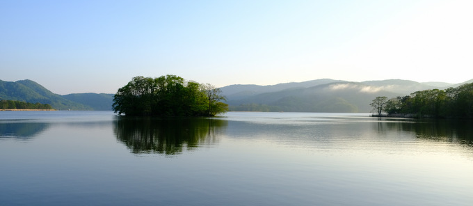 「北海道・大沼　大沼鶴雅リゾートエプイ　湖上テラス」_a0000029_10135439.jpg