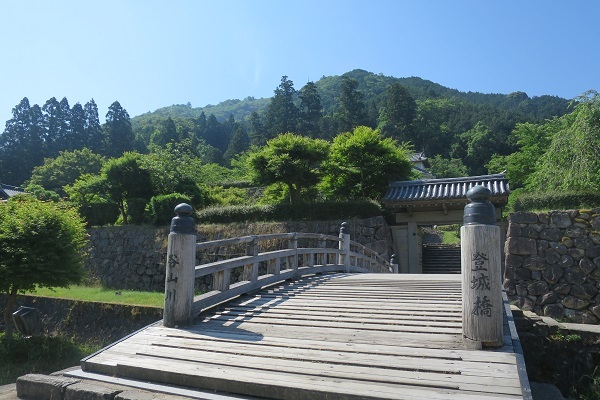 f0202151_11362945.jpg