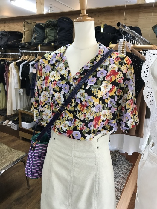 リリーブラウン Lily Brown ヴィンテージフラワーシャツ Dimanche News Blog