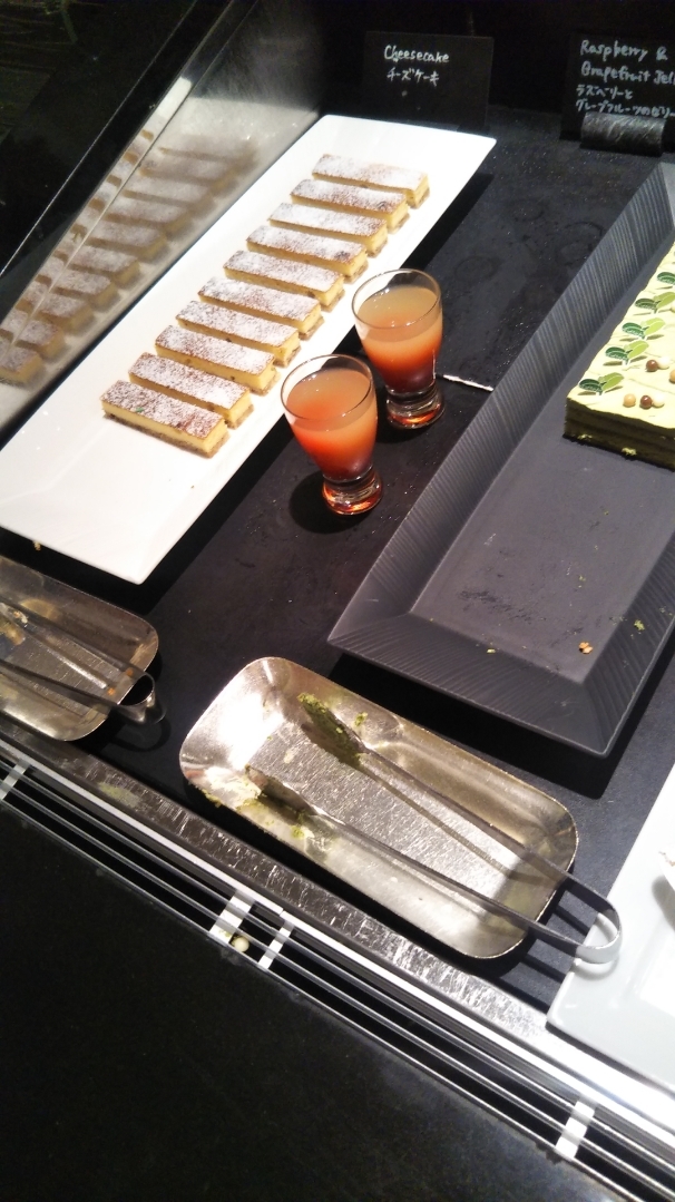 ウェスティンホテル東京 ザ・テラス 抹茶デザートブッフェ_f0076001_23575640.jpg