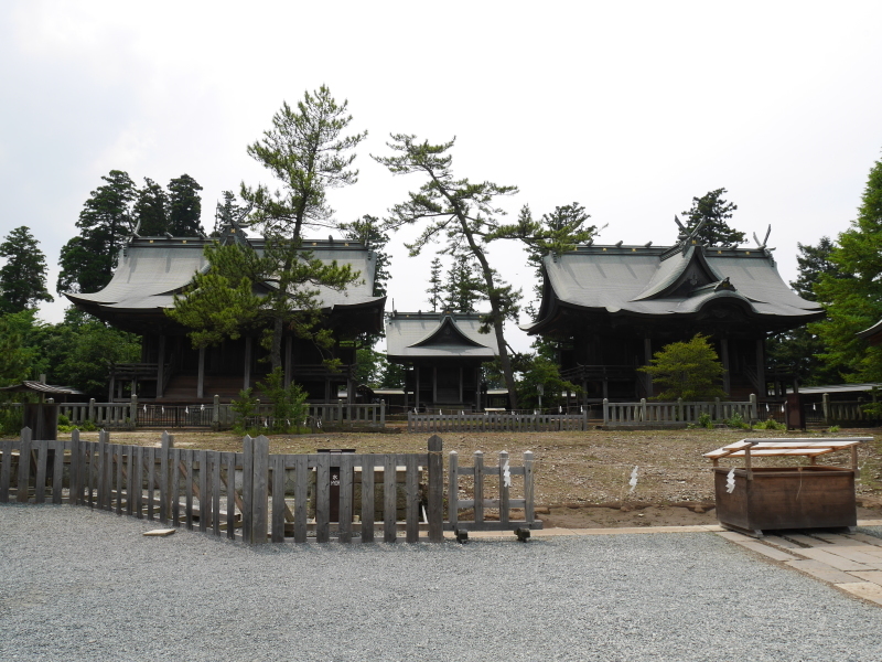 草千里から鳥帽子岳、それから一の宮地区を散策_a0220528_23391905.jpg