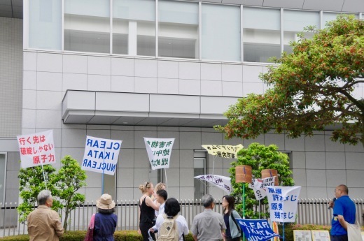361回目四電本社前再稼働反対抗議レポ 6月7日(金)高松 【 伊方原発を止める。私たちは止まらない。33 】【 蓮池透さん 四国一周リレー講演会 ・香川】_b0242956_16564230.jpeg