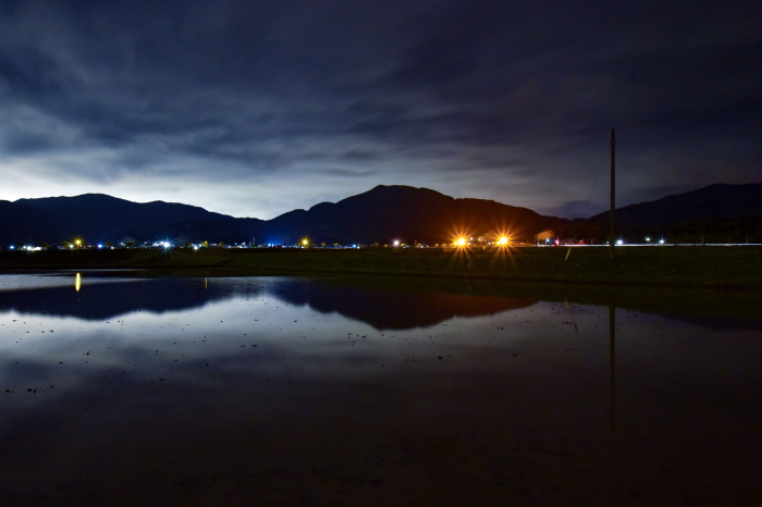 100万ドルの夜景より10円の夜景。_d0032761_07482190.jpg