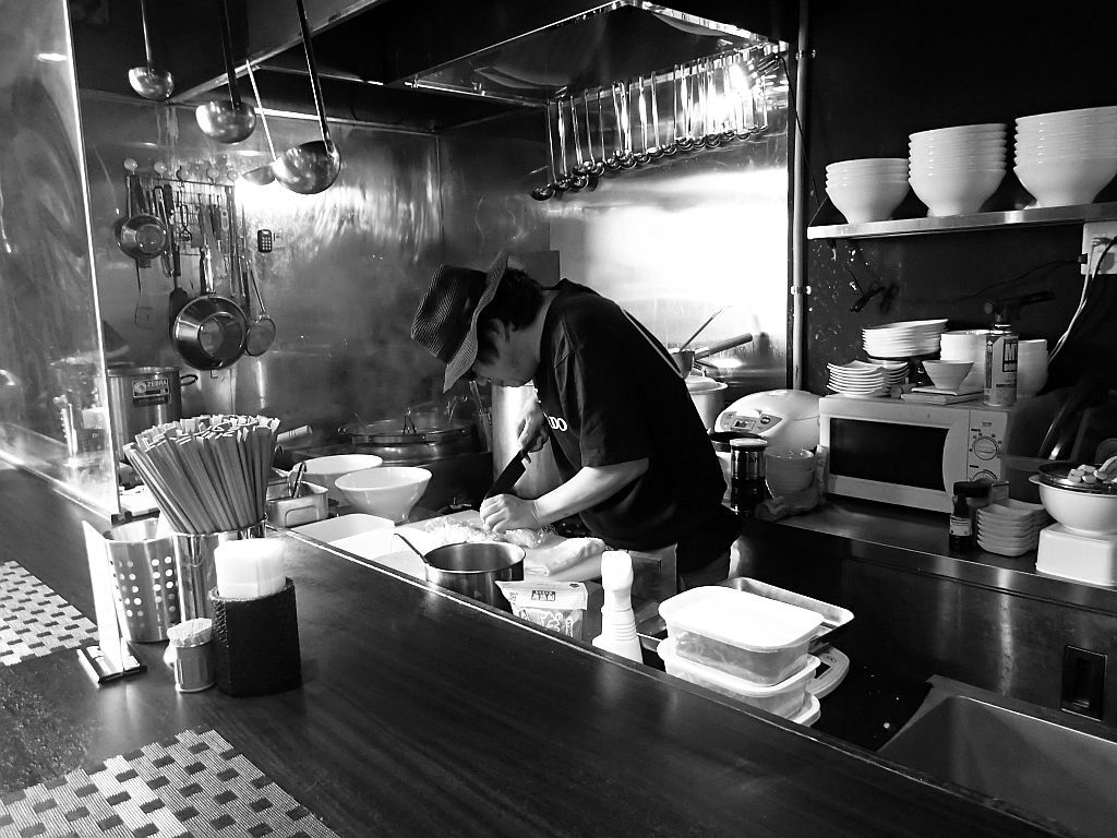 篠ケ瀬町「Soul Noodles THE R&R」で潮そば_e0220163_16292953.jpg