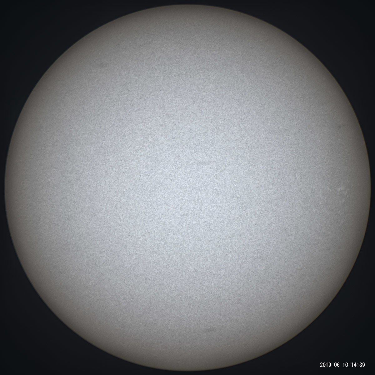 6月10日の太陽_e0174091_16571087.jpg