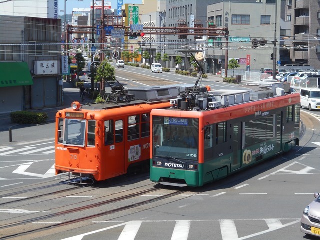 観光の町松山@松山の夜と昼、綺麗な街並み松山市・・・坊ちゃん列車と路面電車_d0181492_17464324.jpg