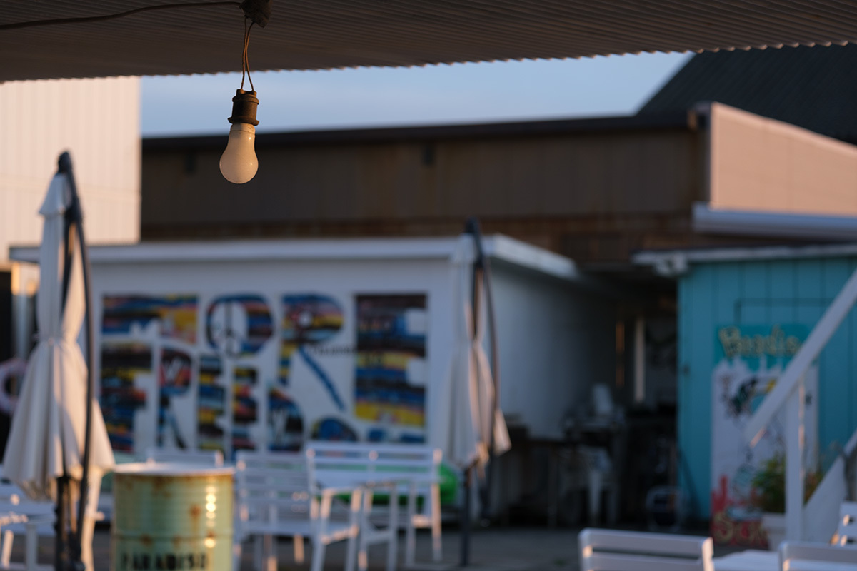 海辺で on the sea shore #FUJIXT30_c0065410_22503050.jpg