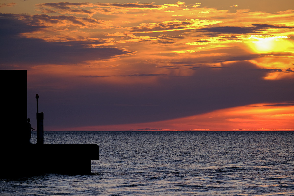 海辺で on the sea shore #FUJIXT30_c0065410_22512761.jpg