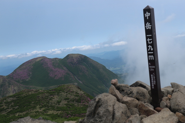e0272335_5305333.jpg