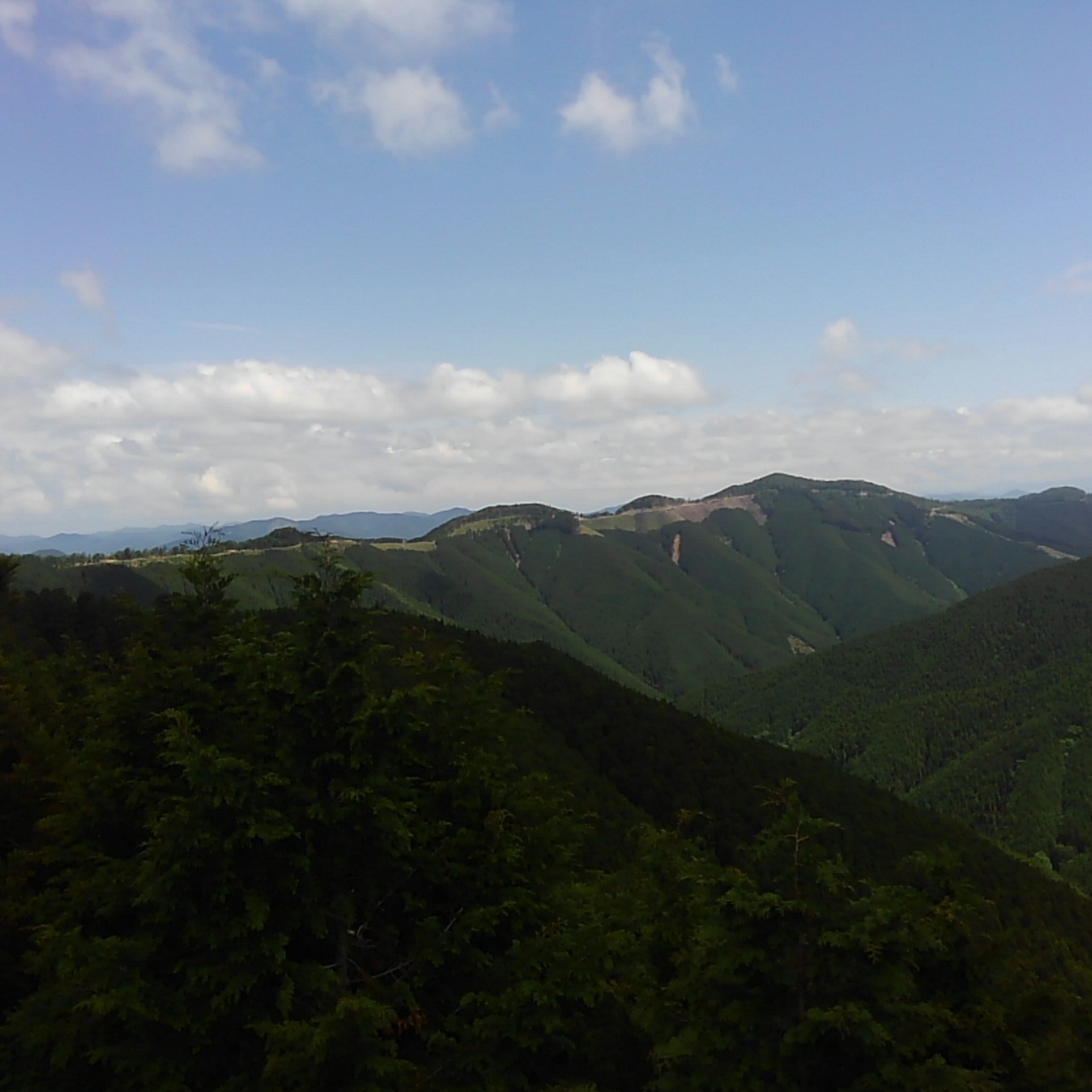 d0240462_00051469.jpg