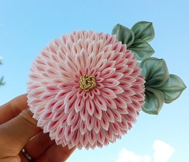 タヒチマダムさんの「古典菊」_c0122475_00162666.jpg