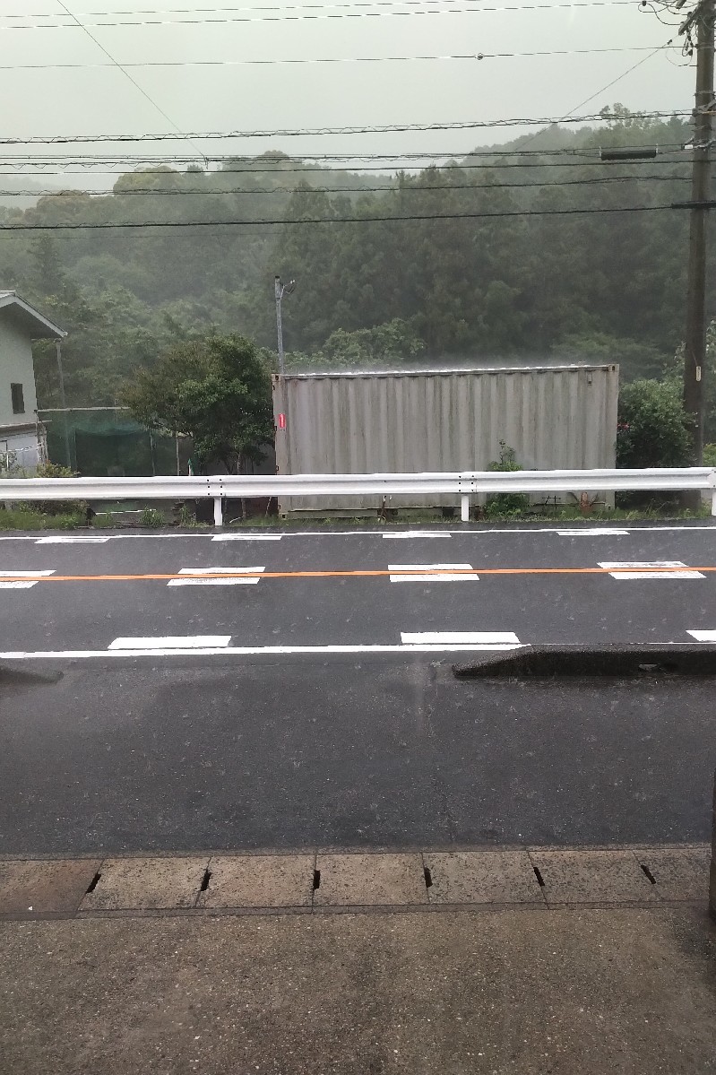 午前中は安定の持込車..._a0159215_23351918.jpg