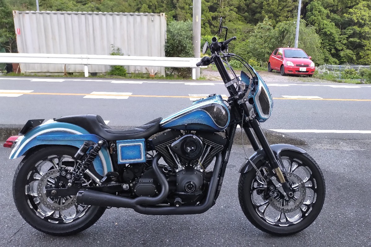 午前中は安定の持込車..._a0159215_23482249.jpg