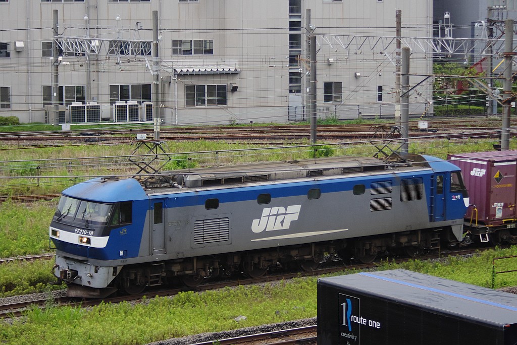 f0203926_2238615.jpg