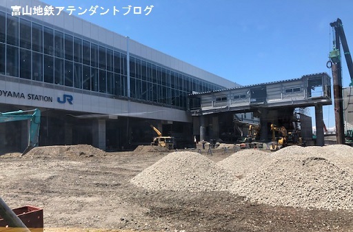 富山駅の様子をお届けします♪その3_a0243562_13120776.jpg