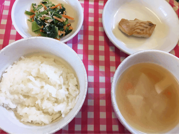 6/13の給食_c0293682_17270020.gif