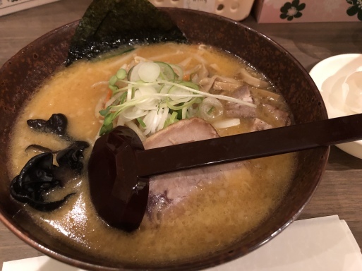 白樺山荘 札幌ラーメン共和国_d0032156_10585376.jpeg