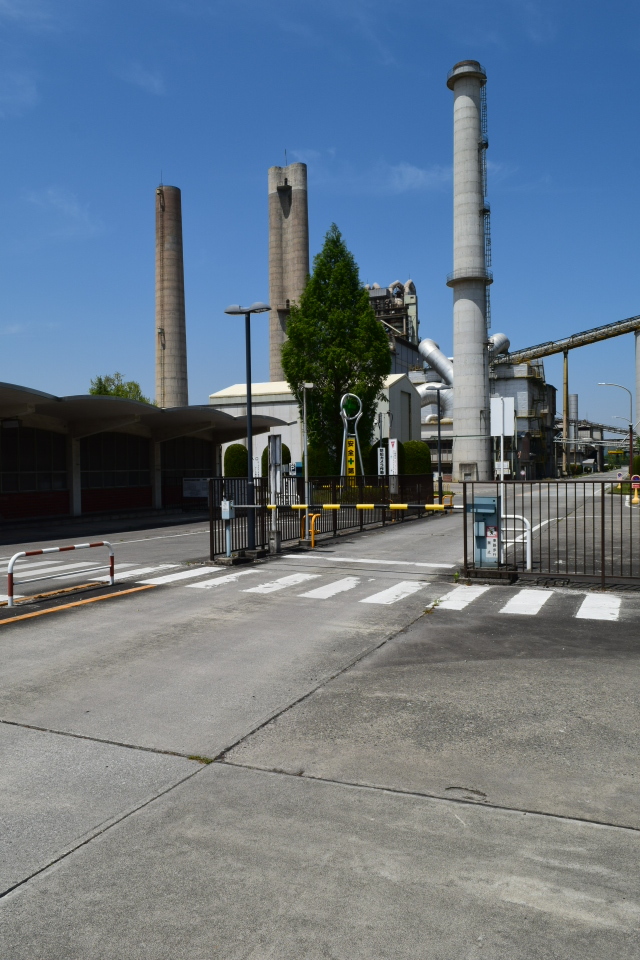 埼玉県秩父市の旧秩父セメント第二工場(昭和モダン建築探訪)_f0142606_09481546.jpg