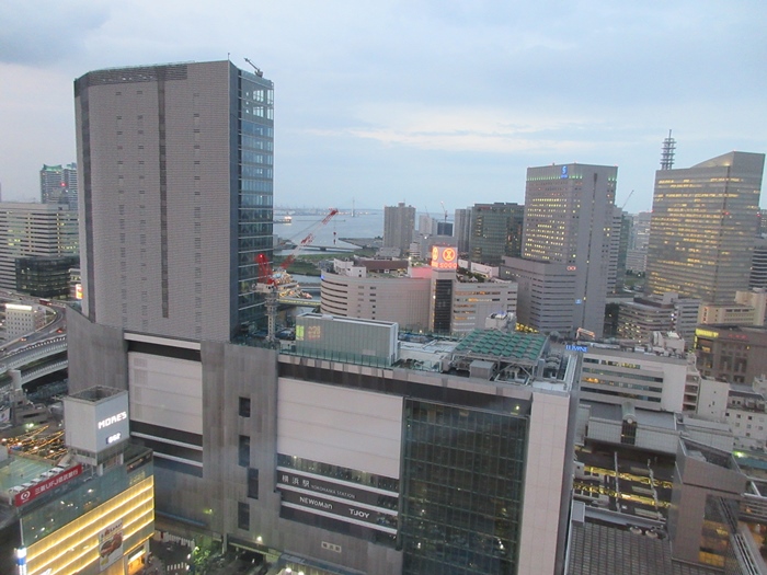 【横浜ベイシェラトン】カクテルタイム【シェラトンクラブ】_b0009849_164655.jpg