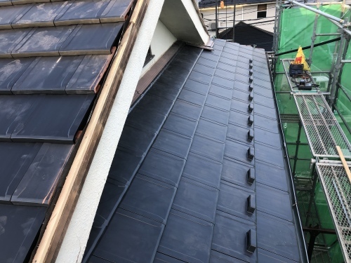 甲斐市 ブラックの屋根 其の二_b0242734_20045239.jpeg