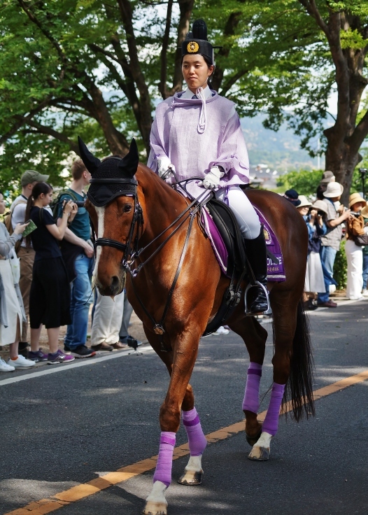 葵祭巡行 加茂街道編 １ 京都府警察平安騎馬隊 たんぶーらんの戯言