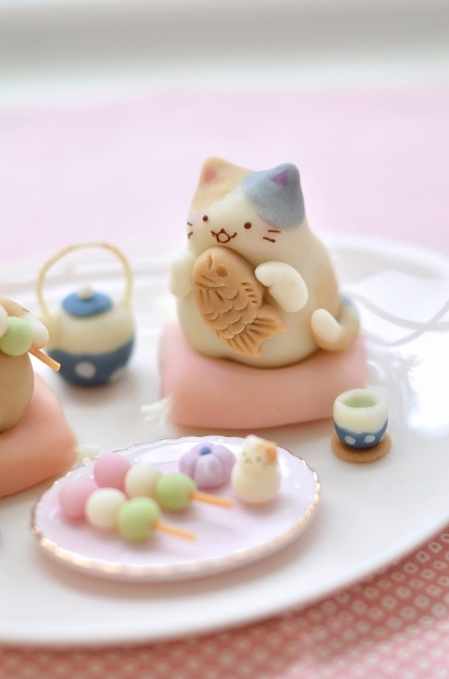 和菓子の日に、猫和菓子_d0025294_17424635.jpg