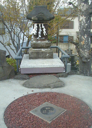 ●神社の造形―浅間神社(下練馬の富士塚)その2_d0053294_00091210.jpg