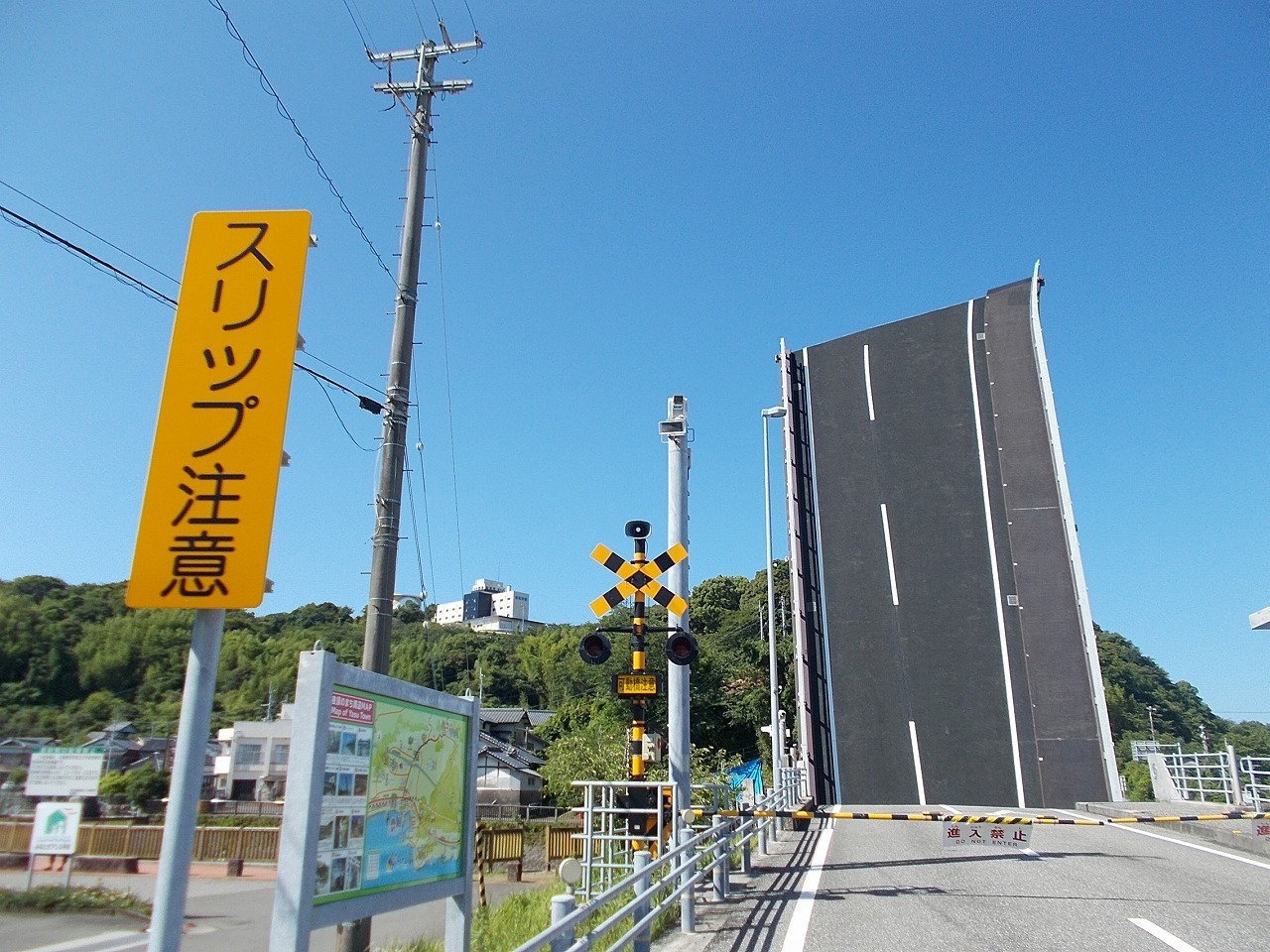 f0308898_08163816.jpg
