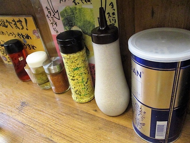 「武蔵家　国領店」でラーメン(中盛)＋のり♪８５_c0169330_13030040.jpg