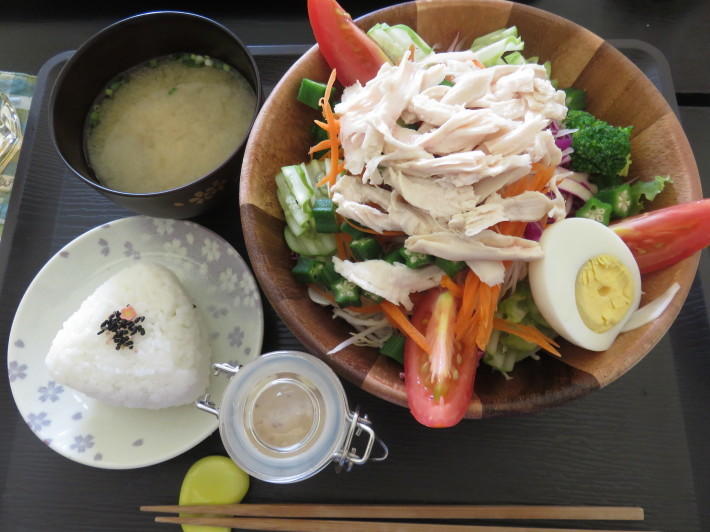食ING情報☆お気に入り!特製サラダのランチセット@国境食堂HARU_e0408534_00542939.jpg