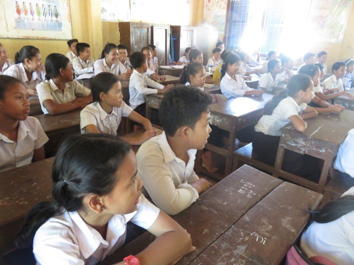 Vol.5☆カンボジアの公立小学校で栄養指導＆蒸しパン試食_e0408534_23232515.jpg