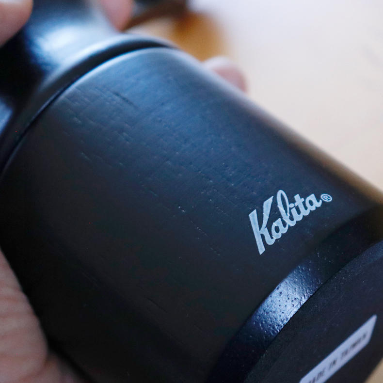 最近はこちらのコーヒーミルを使っています。カリタ製「KH-10 BK」_c0060143_07540840.jpg