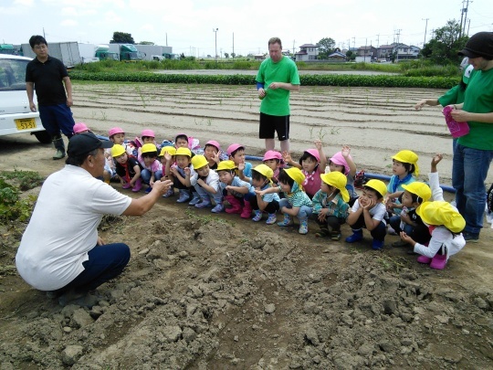 Potato Picking! お芋ほり!_e0351952_12232072.jpg