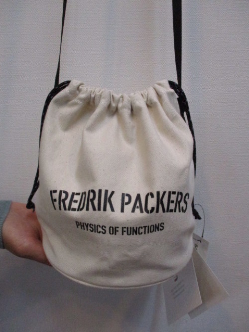 フレドリックパッカーズ  FREDRIK PACKERS  10DUCK CANDY SHOULDER_e0076692_17573977.jpg