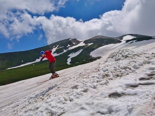 乗鞍大雪渓は夏スキーシーズン突入っ！！_a0353718_19552680.jpg