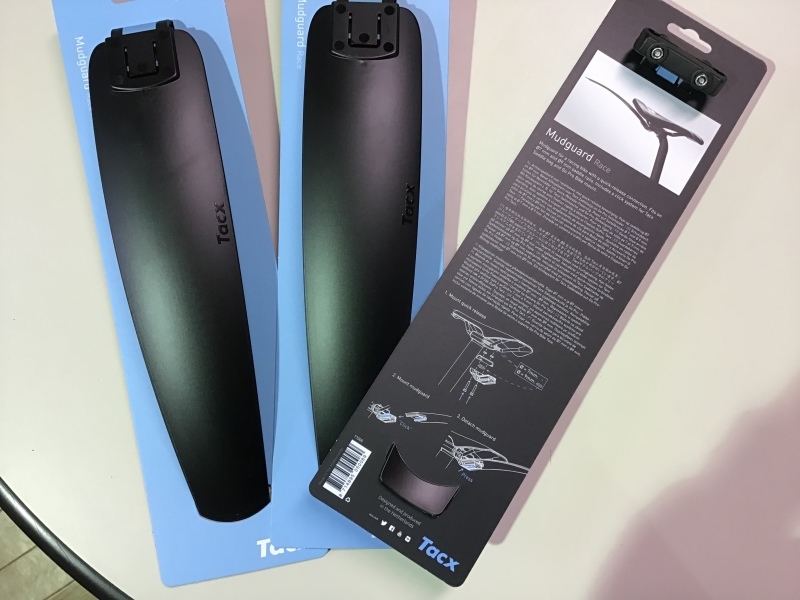 雨の日のおすすめグッズ!!_e0365437_10340971.jpeg