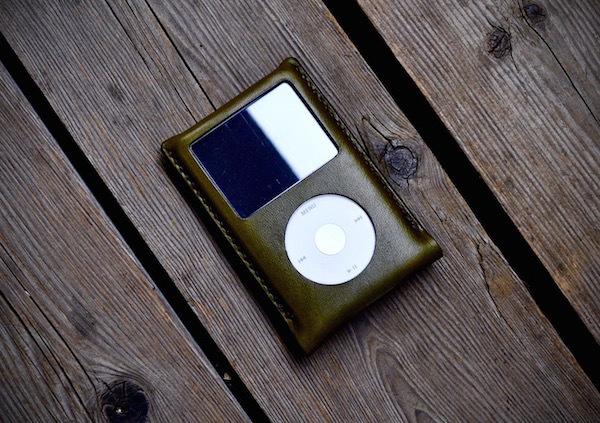 iPod classic leather case_b0172633_20565548.jpg