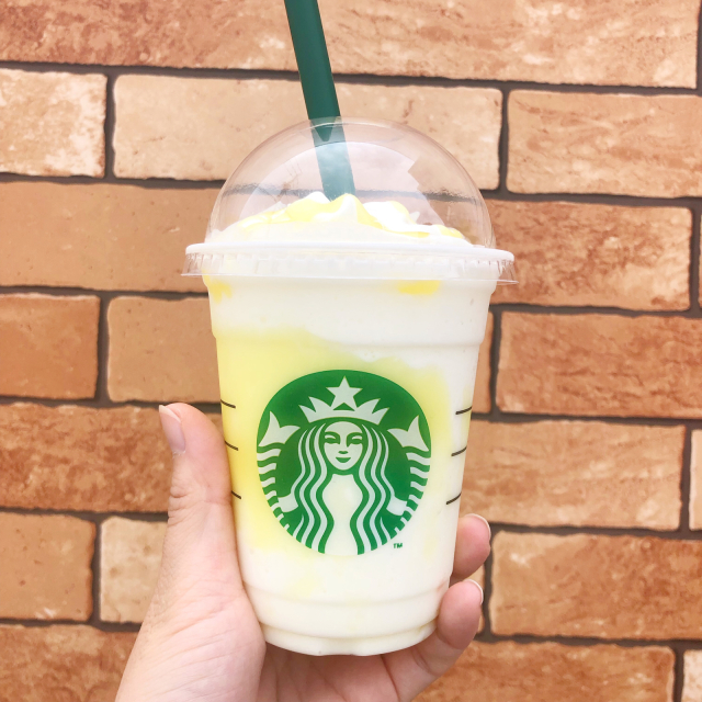 もう飲んだ？スターバックスの新作フラペチーノ&#127819;_e0412635_14092060.jpg