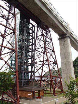 思い出の餘部橋梁へ_e0044657_22213615.jpg