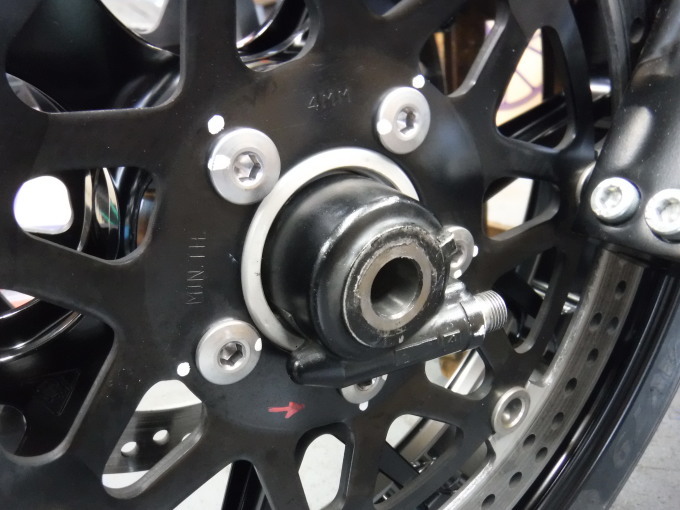 GPZ900R(A16)・・・マグタン装着でござる。その2_a0163159_22065643.jpg
