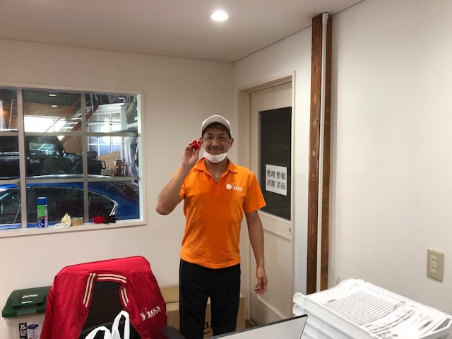 6月23日(日)TOMMYBASEブログ☆J様フーガご成約!Y様LS460ご成約!A様ハイエースご成約!_b0127002_20011440.jpg