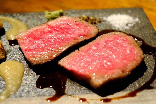 「渋谷松濤 TABLE O TROIS(ターブルオートロワ) 滋賀食材のビストロ」_a0000029_16000680.jpg