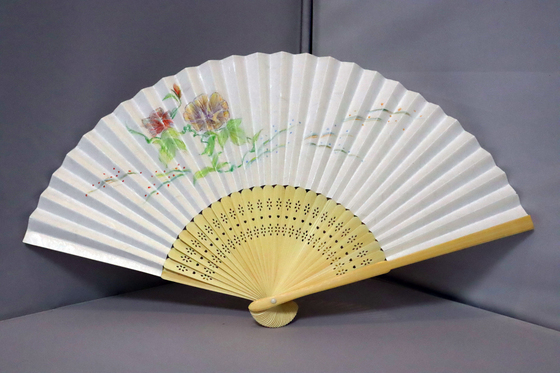2019夏季節レク ~ 扇子サンプル作り ~_e0222340_15514820.jpg