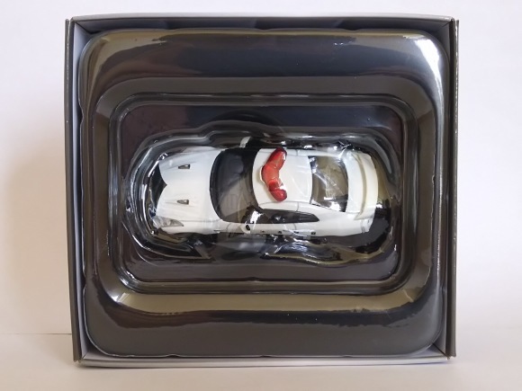 トミーテック・LV-N184a NISSAN GT-R パトロールカー : 燃やせ