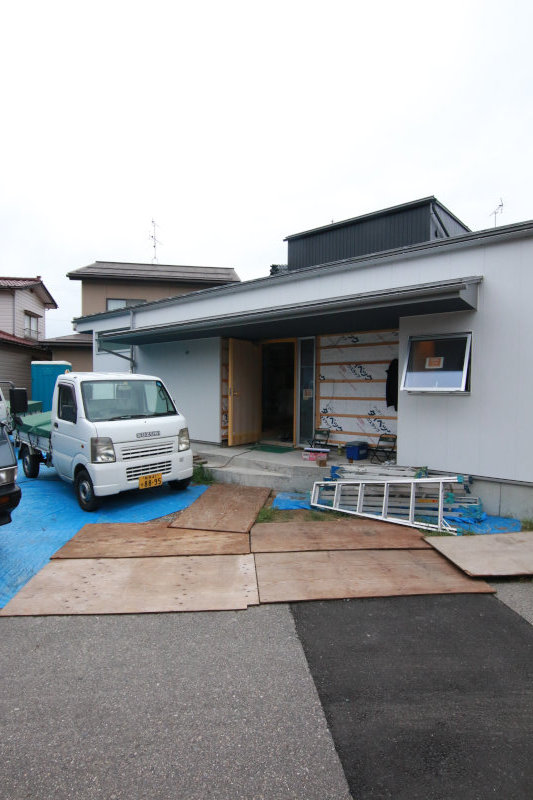 現場進行状況 新発田猿橋の家_b0349892_21465711.jpg