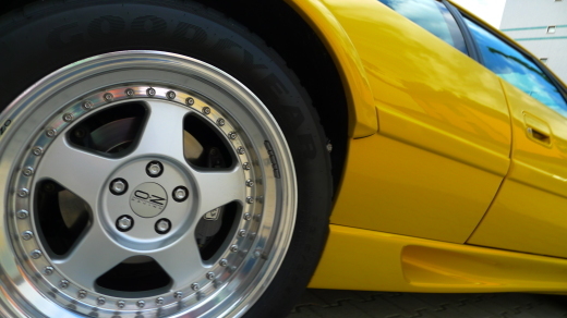 Lotus Esprit 300sport またまたトラブル_a0129711_19290983.jpg