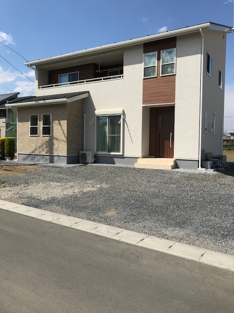 群馬県太田市新田町で外構工事始まりました!_e0361918_17475638.jpg