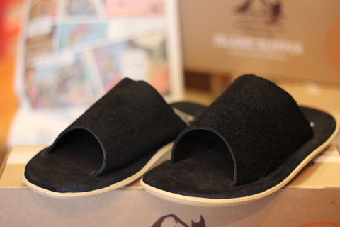 「ISLAND SLIPPER」 \"SUEDE SANDAL PTS705BHR\" ご紹介_f0191324_07472932.jpg